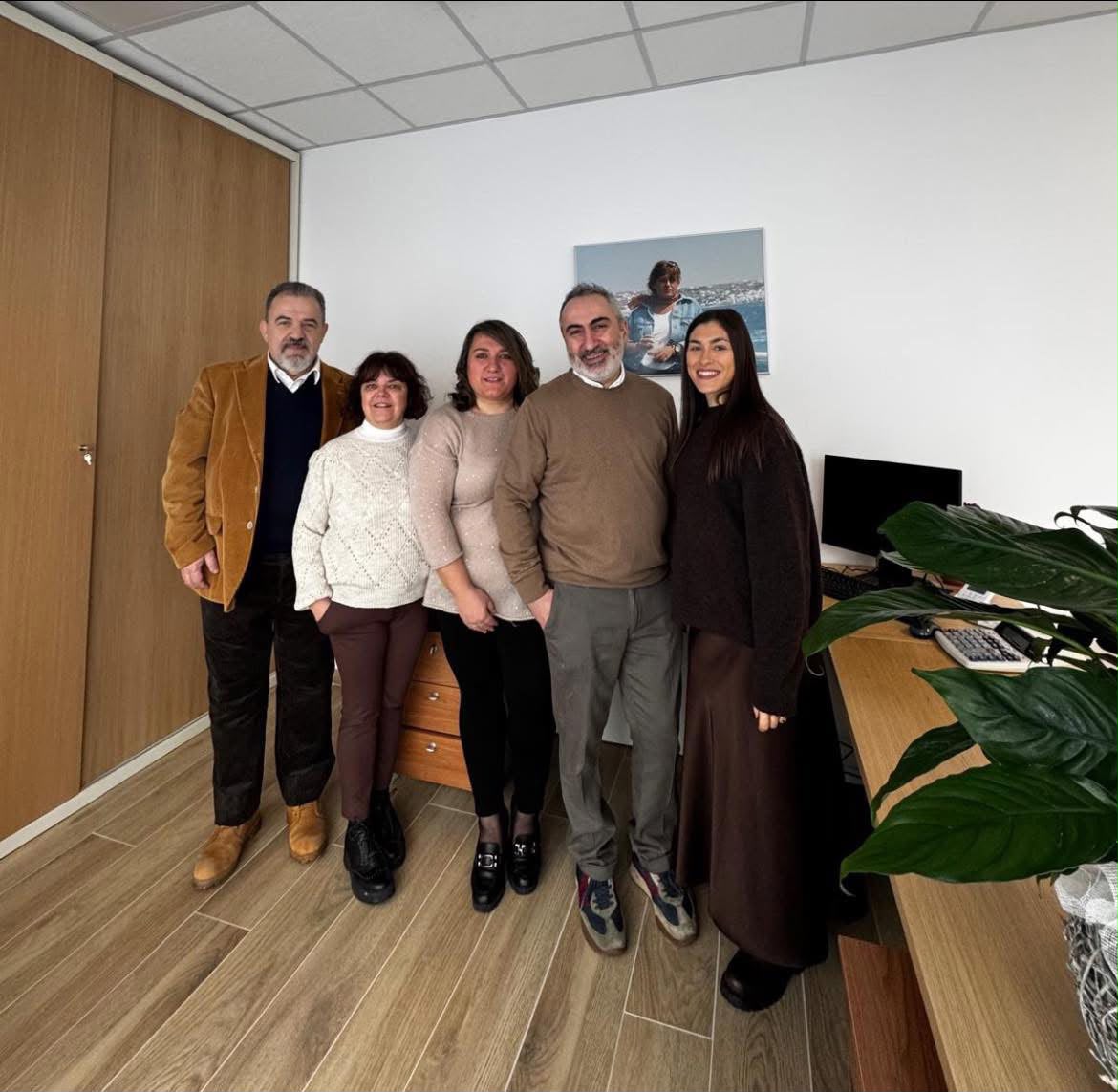 Il gruppo di MR Processing nello studio di Magione